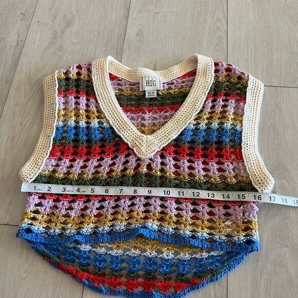 BDG Leigh Cropped Sweater Vest • Multi Color / Rainbow • Striped Crochet size xs - Picture 3 of 8